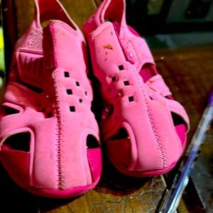 Baby girl pink sandals